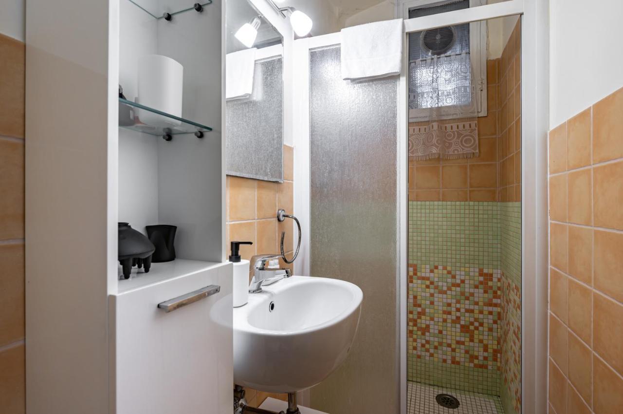 University And San Marco Cozy Apartment Florencia Exterior foto
